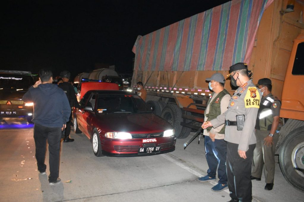 Kapolresta Pimpin Patroli Cipkon Gabungan Bersama TNI-Polri dan Satpol PP di Kota Pekanbaru