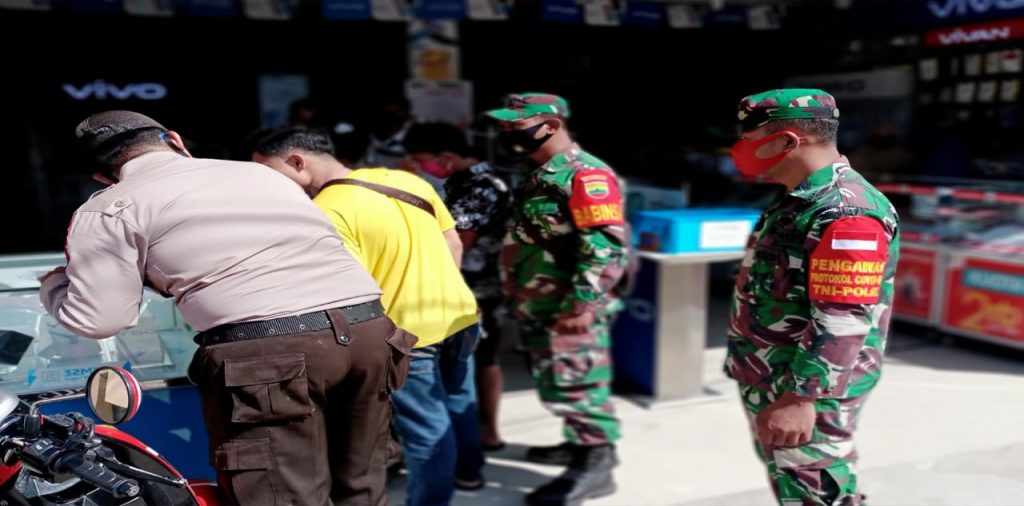 TNI-Polri Terus Menekan Laju Penyebaran Covid-19 di Wilayah Koramil 09/Minas