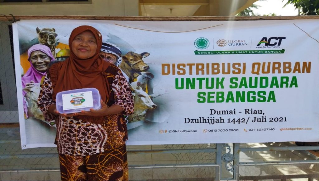 ACT Duri Distribusikan 10 Sapi di 3 Kabupaten Kota