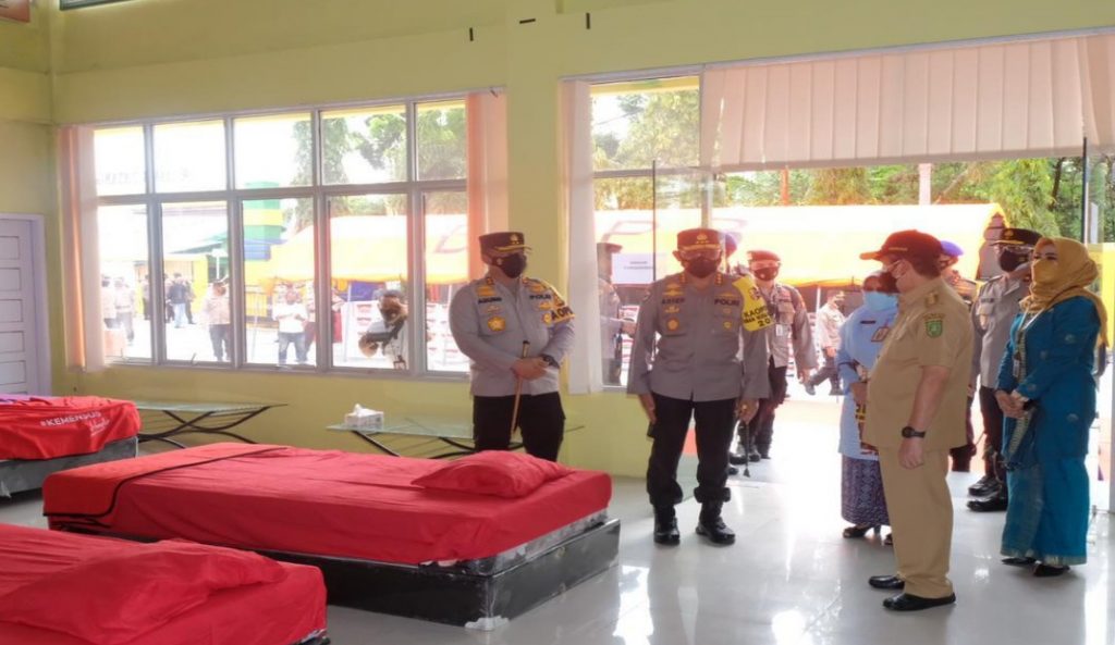 Tinjau Tempat Isoter Di Asrama Haji, Kabaharkam Polri Puji Penanganan Covid-19