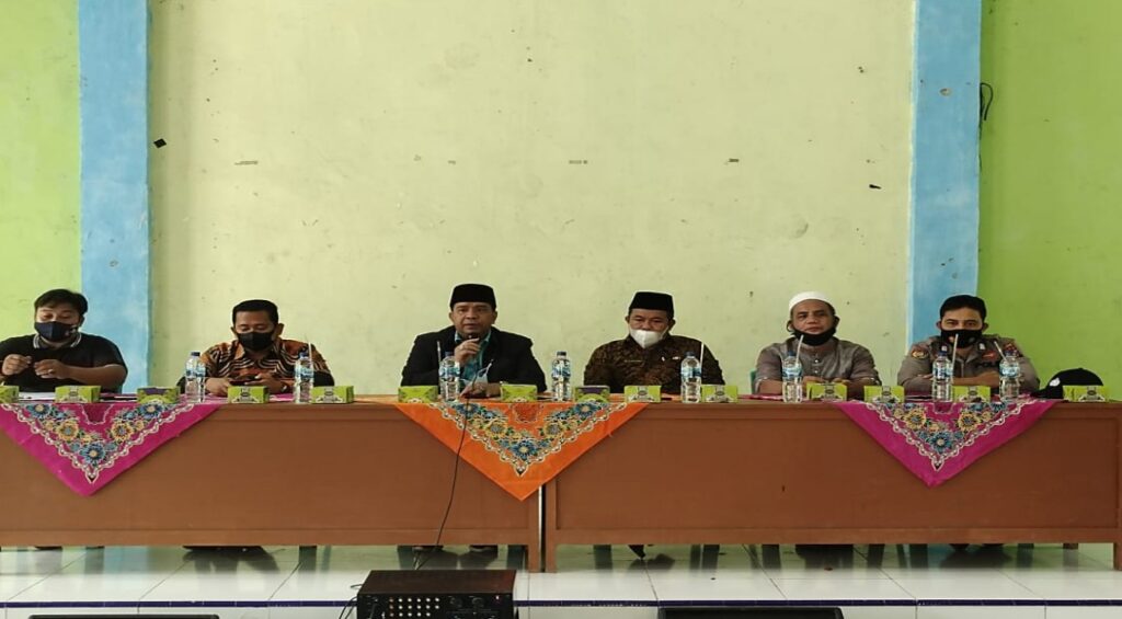 Camat Bandar Petalangan Hadiri Sertijab Pj Kepala Desa Sialang Godang