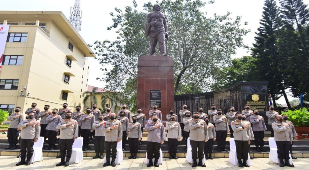 Lepas 37 Perwira Penerima LPDP, Kapolri: Jadikan Bekal Untuk Bangun Indonesia Lebih Maju