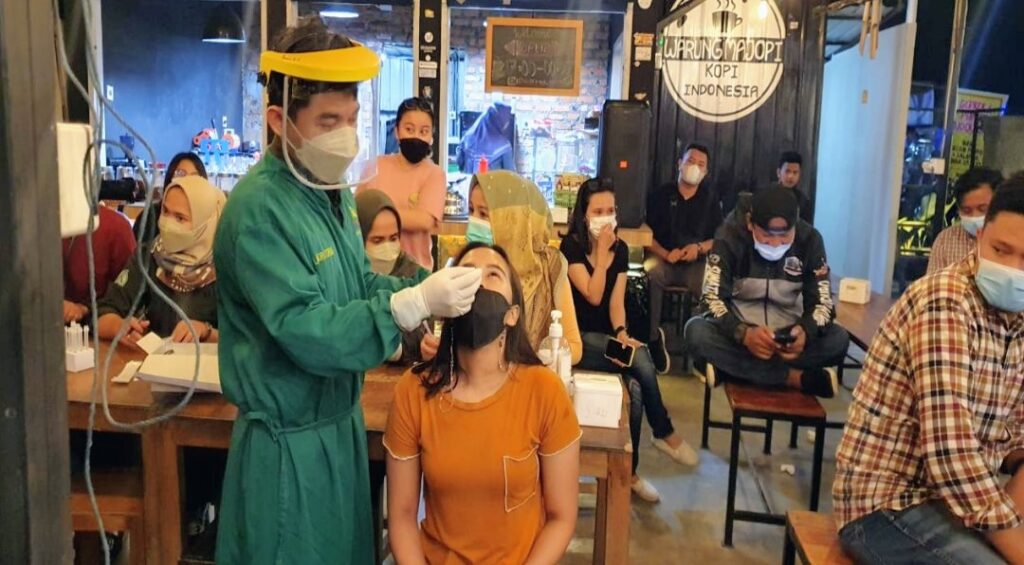 Kapolresta Pimpin Kegiatan Tim Yustisi Hunting Regu II dalam Rangka Pendisiplinan PPKM Level IV Kota Pekanbaru