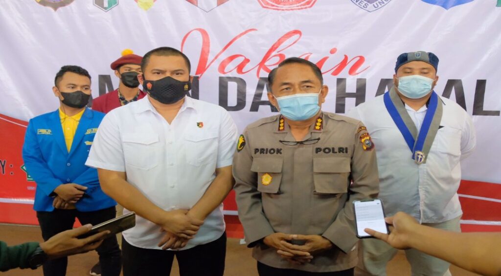 Polda Riau Gandeng Organisasi Kemahasiswaan, Gelar Vaksinasi Di Kampus UIN Suska