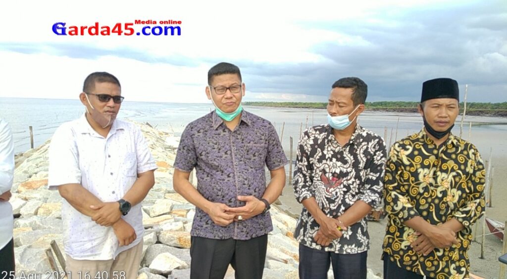 Setelah Reses, Wakil Ketua II DPRD Bengkalis Kunjungi Pantai Sesai di Desa Simpang Ayam