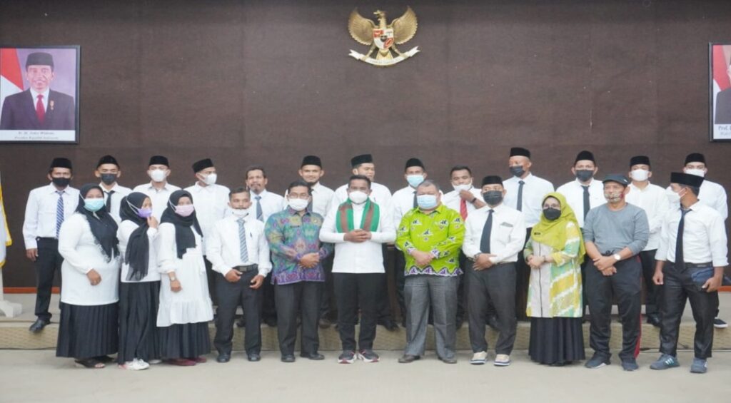 Bupati Pelalawan Lantik Anggota BPD Kabupaten Pelalawan di Pangkalan Kerinci