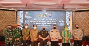 Kapolda Riau Lounching Aplikasi “Bersama Selamatkan Riau” tangani covid-19 (Foto/Istimewa)