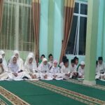 Ket : Acara Maulid Nabi Muhammad SAW di isi dangan lantunan sholawat Rasulullah Shalallaahu Alaihi Wassalaam (foto/Indra)