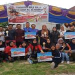 Ket : Usai pembagian hadiah para pemenang turnamen bola volly foto bersama (foto/wawan)