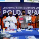 Ket : Polda Riau Gulung Praktek Judi Online, 59 Tersangka Diciduk (Foto/Istimewa)