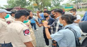 Ket : Awak Media Wawancara Dengan Ketua Gardu Prabowo Provinsi Riau, Irwansyah (Foto/Istimewa).