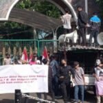 Ket : AMPR lakukan aksi depan Gedung Kejaksaan Agung Republik Indonesia (foto/istimewa).
