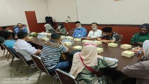 Teks foto : Pengurus APPSI Sedang Dialog dengan Kepala Dinas Perindustrian dan Perdagangan (Disperindag) Kota Pekanbaru, Ingot Ahmad Hutasushut. (Foto : KEND ZAI).