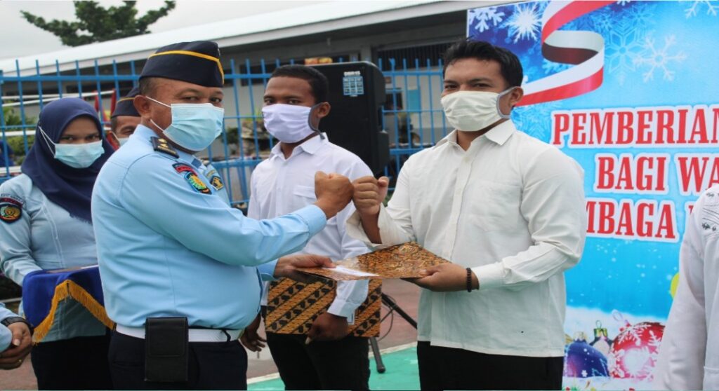 Pemberian Remisi Khusus Kepada Narapidana Dalam Rangka Peringatan Hari Raya Natal Tahun 2021