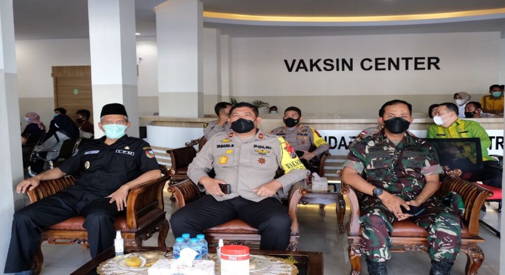Irwasum Polri Apresiasi Vaksin Serentak Korps Bhayangkara Riau Lewati Target Herd Immunity