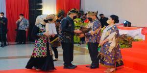 Teks foto : Gelar pisah sambut Kapolda Irjen M Iqbal dan Asops Kapolri, Irjen Agung Setya Imam Effendi di Aula Gubernuran Balai Serindit (Istimewa).