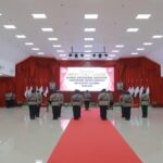 Teks foto : Sertijab pergantian sejumlah pejabat kepolisian setingkat Perwira Menengah di Mapolda Riau (Istimewa).