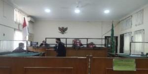 Teks foto : Suasana Sidang Saat di gelar di Pengadilan Negeri Pekanbaru. (Foto : Tim Redaksi)