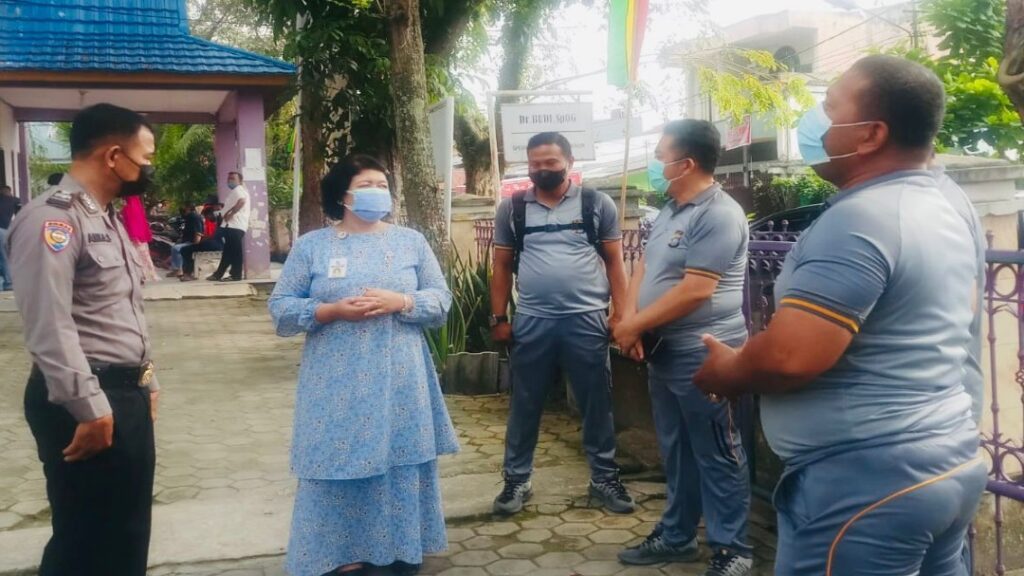 Dukung Sukses Dan Maksimalkan Vaksinasi, Tim Bidhumas Polda Kunjungi Puskesmas Karya Wanita Rumbai
