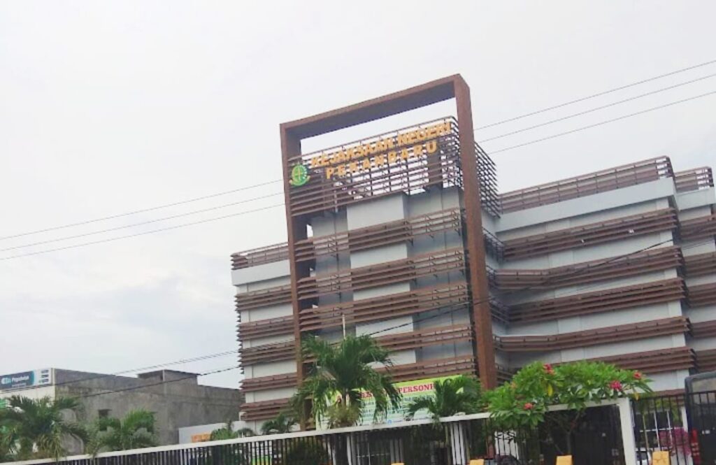 Terkait Laporan PMP di Kejari Kota Pekanbaru, Kajari di Nilai Bungkam Kepada Media