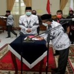 Teks foto : Ketua PGRI Kabupaten Siak, Arfan Usman (SEKDAKAB SIAK).