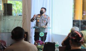 Teks foto : Kapolda Riau Irjen Mohammad Iqbal mari kita kolaboratif untuk menjawab dan respon sudut pandang masyarakat (Istimewa)