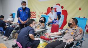 Kerjasama Dengan PSMTI dan Mall Pekanbaru, Kapolresta Tinjau Vaksinasi serta Donor Darah