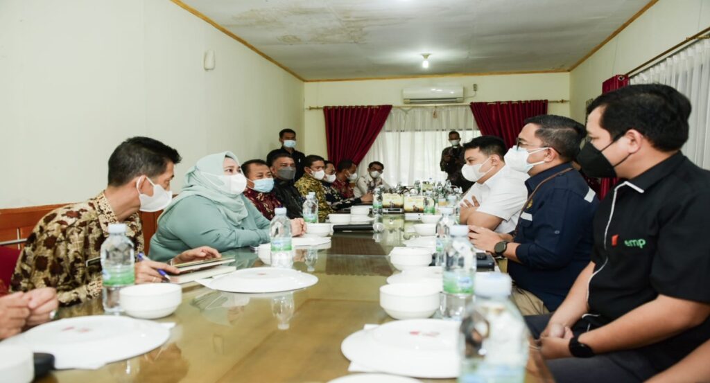 Pengeboran Migas di Pulau Bengkalis, Bupati Kasmarni : Libatkan Tenaga Kerja Lokal