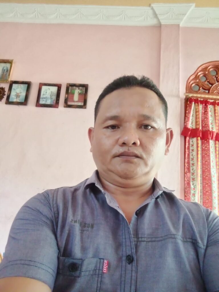 Diduga Mencemarkan Nama Baik Lewat Media Sosial, Oknum Bendahara SMA N 1 Gido Akan di Polisikan