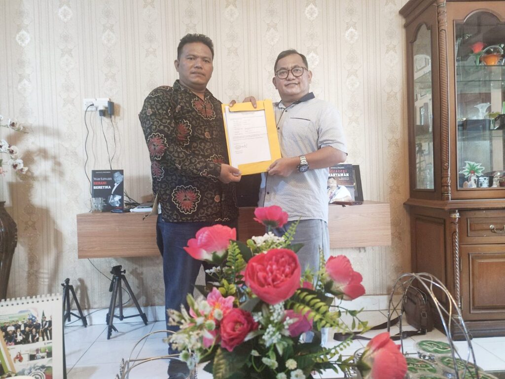 Agendakan Pengukuhan dan Pelatihan Jurnalistik