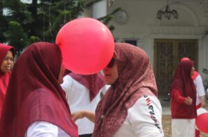 Anggota DPRD Pekanbaru, Ida Yulita Susanti Ikut Serta Merayakan HUT RI Ke-77