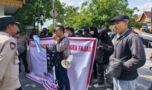 GMRB Demo Kantor Walikota, Minta Copot Kadis DLHK Kota Pekanbaru