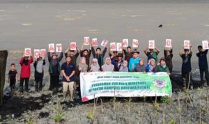 Mantan Alumni STAI Susha Siak Dan Mantan Ketua BEM Bangga Keikut Sertaan Mahasiswa dan Kampus STAI Tanam 200 Bibit Mangrove