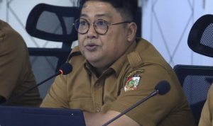 Kelola Sampah di TPA Muara Fajar, DLHK Pekanbaru Pinjam Ekskavator dari Pemprov