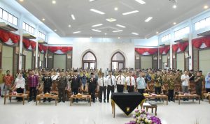 Pj Bupati Kampar Lakukan Penandatanganan Dan Perjanjian Kerjasama Antara Kejaksaan Negeri Kampar, Kepolisian Resor Kampar, Rumah Sakit Nurlima, dan Universitas Prima Indonesia