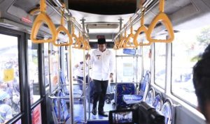 Pj Walikota Launching Mobil Layanan Cepat LPJU dan Bus TMP Gratis Bagi ASN