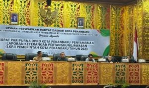 Rapat Paripurna Penyampaian LKPJ Pemerintah Kota Pekanbaru