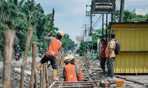 Dinas PUPR Pekanbaru Meningkatkan Kualitas Infrastruktur dengan Pembangunan Drainase Jalan Bangau Sakti
