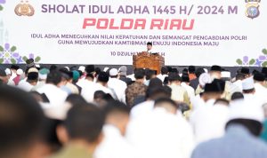 Idul Adha 1445 H Tahun 2024, Polda Riau Serahkan 32 Sapi Limosin dan 20 Ekor Kambing