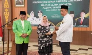 Hadiri Pelantikan, Bupati Bengkalis Minta MUI Kuatkan Komitmen Sebagai Pelayanan Umat dan Mitra Pemerintah