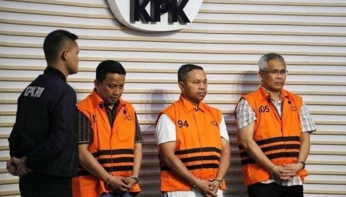 KPK Jerat Gubernur Riau, Babak Baru Skandal Korupsi Proyek Publik