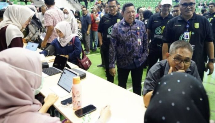 Cek Kesehatan Gratis Serentak Warnai Peringatan HKN ke-61 di Riau