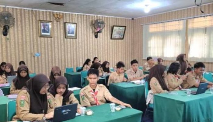 Puluhan Siswa SMAN 1 Bagan Sinembah Antusias Ikuti Pelatihan Jurnalistik
