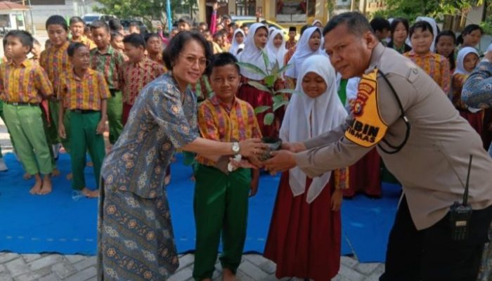 Aksi Hijau di Payung Sekaki: Penanaman 21.000 Pohon Warnai Hari Pohon Sedunia