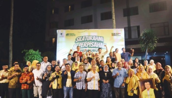 Akhir Masa Jabatan, Pengurus DPD Golkar Riau Periode 2020-2025 Adakan Acara Perpisahan  3. DPD Golkar Riau Periode 2020-2025