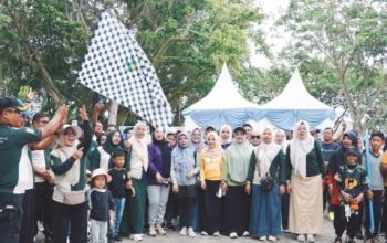 Bupati Kampar Lepas Jalan Santai Gebyar HKN, Momentum Bangun Generasi Sehat Masa Depan Hebat