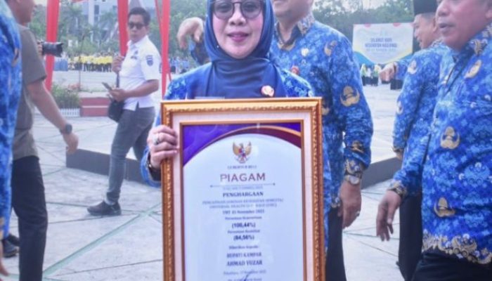 Kampar Sabet Penghargaan UHC, Bukti Komitmen Jaminan Kesehatan Semesta