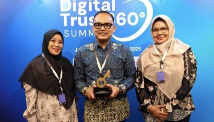Transformasi Digital Riau Berhasil, Raih Penghargaan Be Award untuk Pengguna Sertifikasi Elektronik Terbanyak