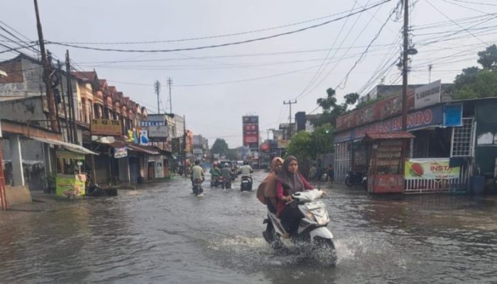 Dampak Siklon Regional, Sejumlah Wilayah di Riau Terancam Hujan Lebat dan Angin Kencang