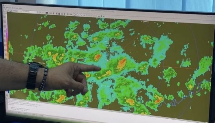 Waspada Cuaca Ekstrem, BMKG Ingatkan Potensi Petir di Riau